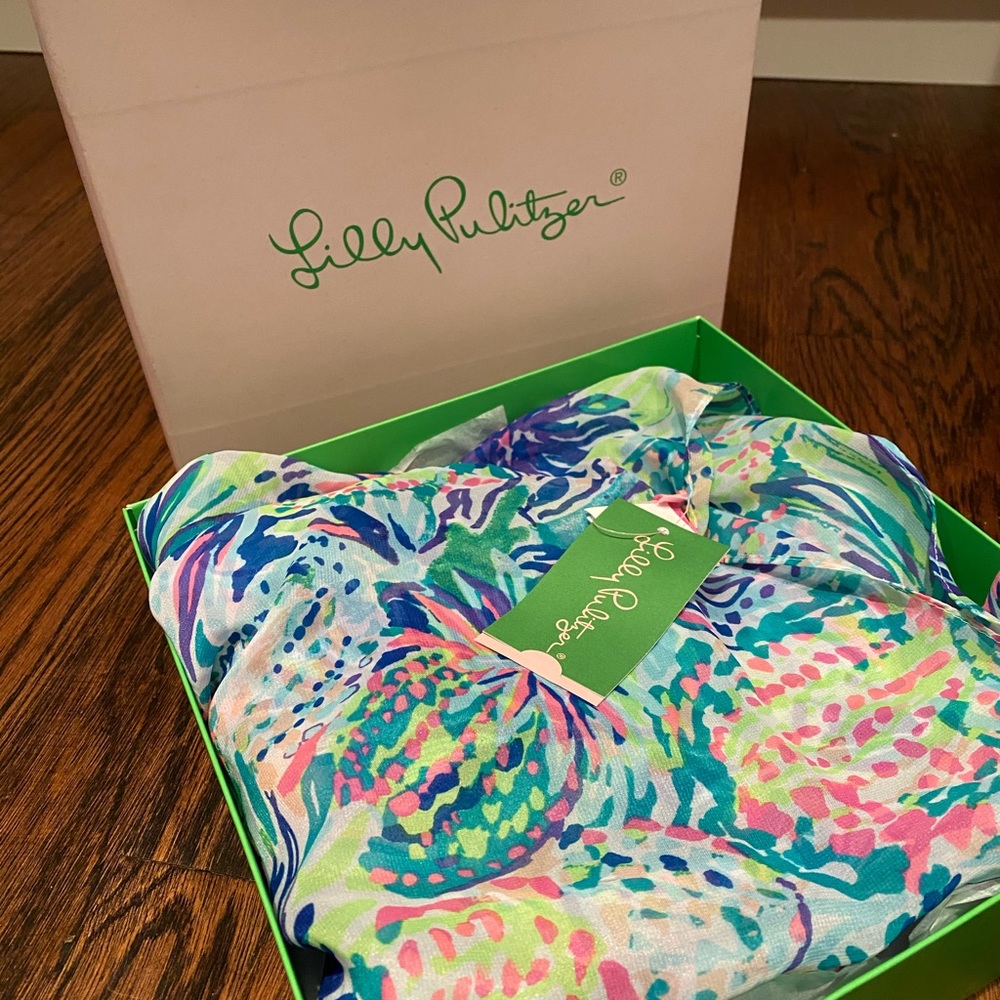 Lilly Pulitzer shawl